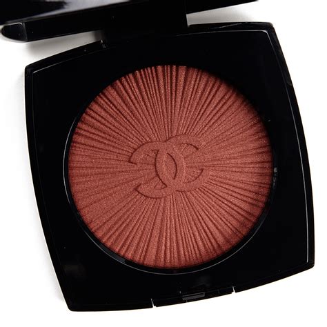 Chanel Brun Roussi Blush Lumiere Review & Swatches 